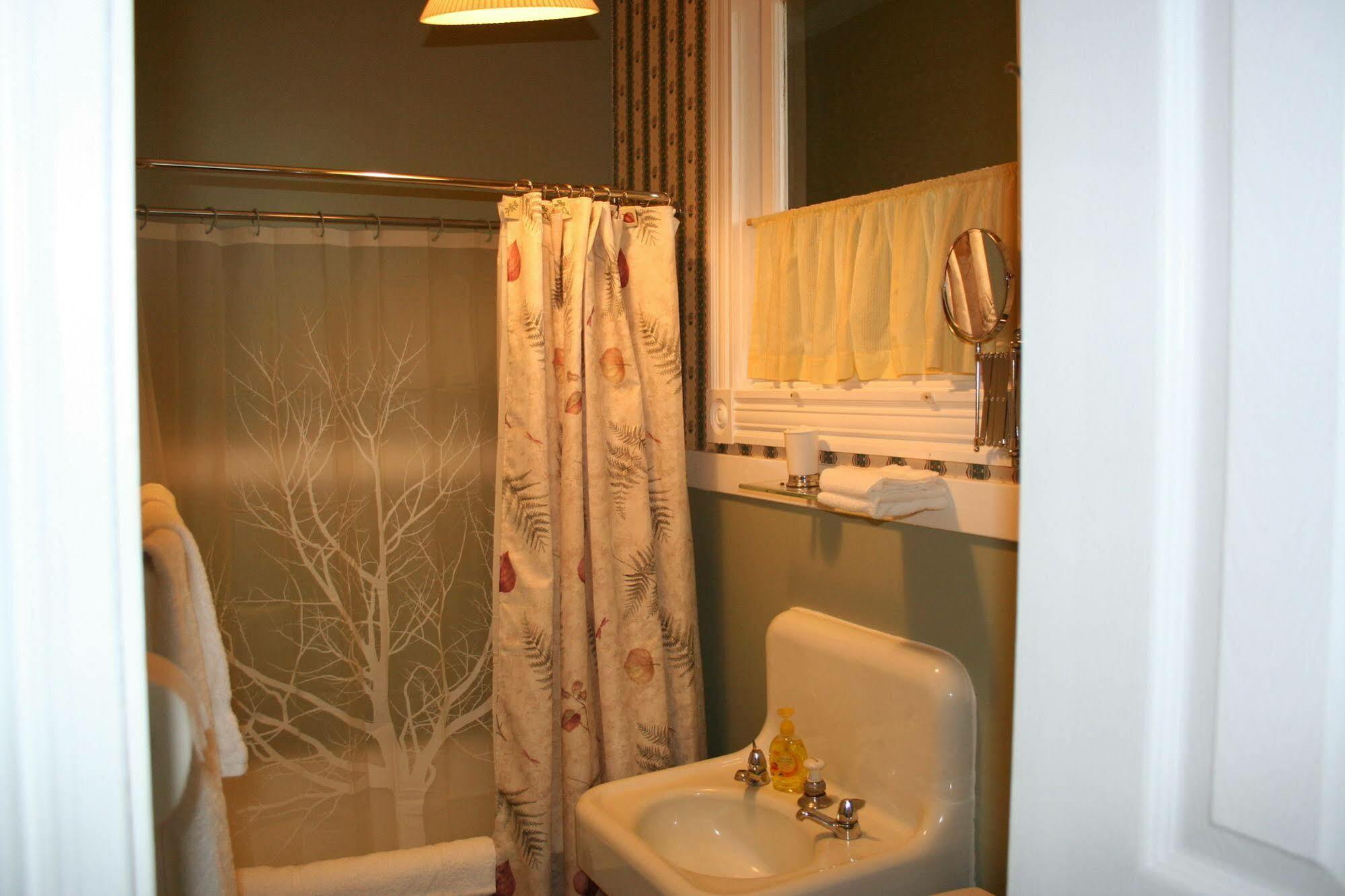 Sackville Bed And Breakfast Luaran gambar